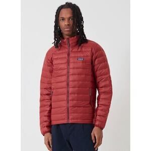 Patagonia Down Sweater Jacket Oxide Red Men’s Medium Winter Coat Gorpcore 84674